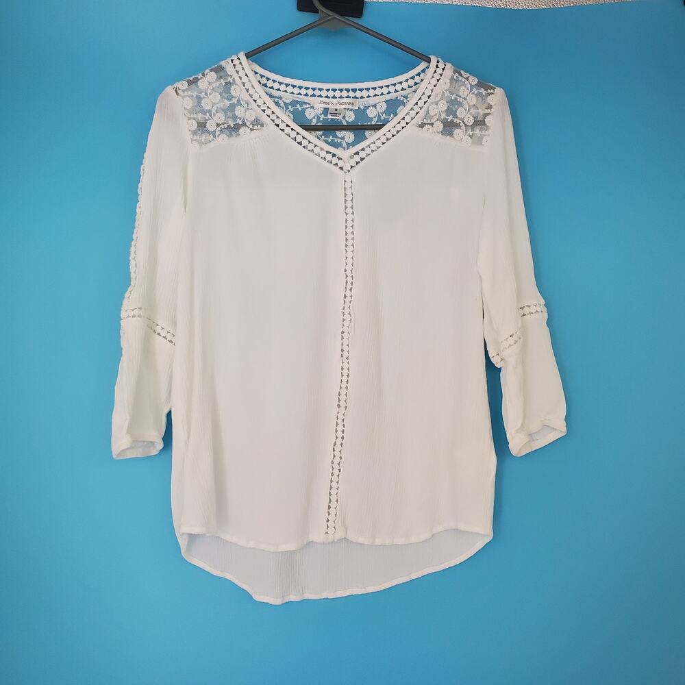 John Paul Richard Top Size Small Lace Trim V-Neck